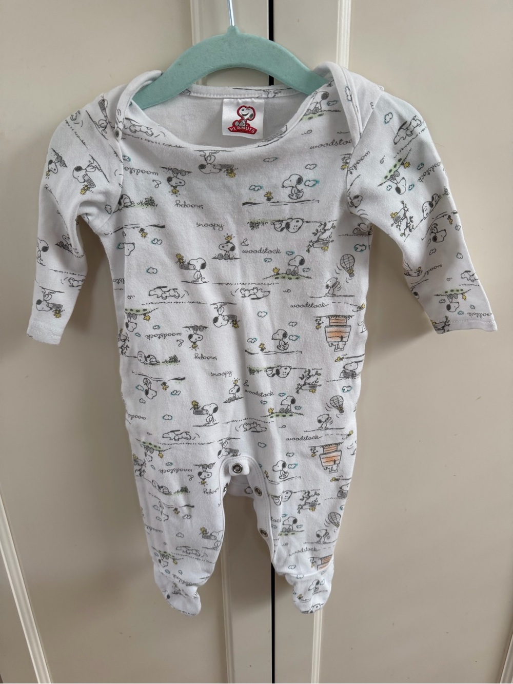 Peanuts 0-3m Snoopy White Printed One-Piece for Kids